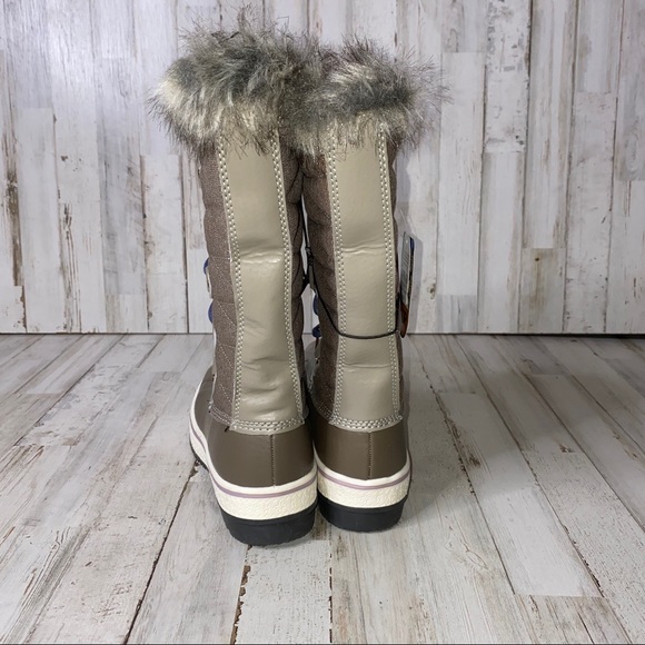 Time and Tru Women’s Tall Lace Winter Boots - Picture 3 of 4